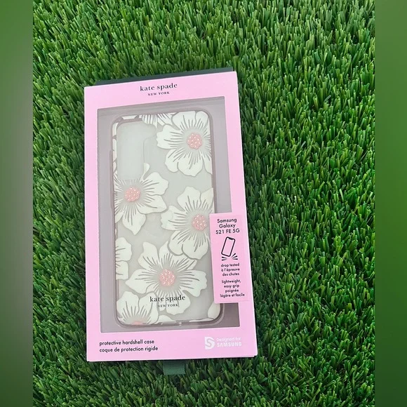 (NWT) Kate Spade Samsung Galaxy S21 FE 5G Protective Case(Floral Pattern w/Gems) - Picture 2 of 4
